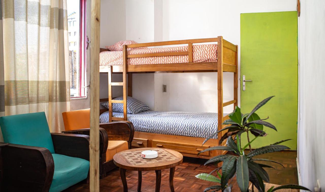 Madagascar Underground Hostel Antananarivo Buitenkant foto