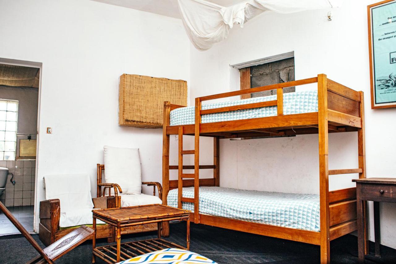 Madagascar Underground Hostel Antananarivo Buitenkant foto
